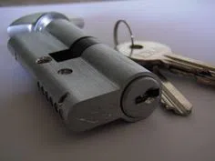 Westbury NY Locksmith Store Westbury, NY 516-406-8321 - broken-key-extraction